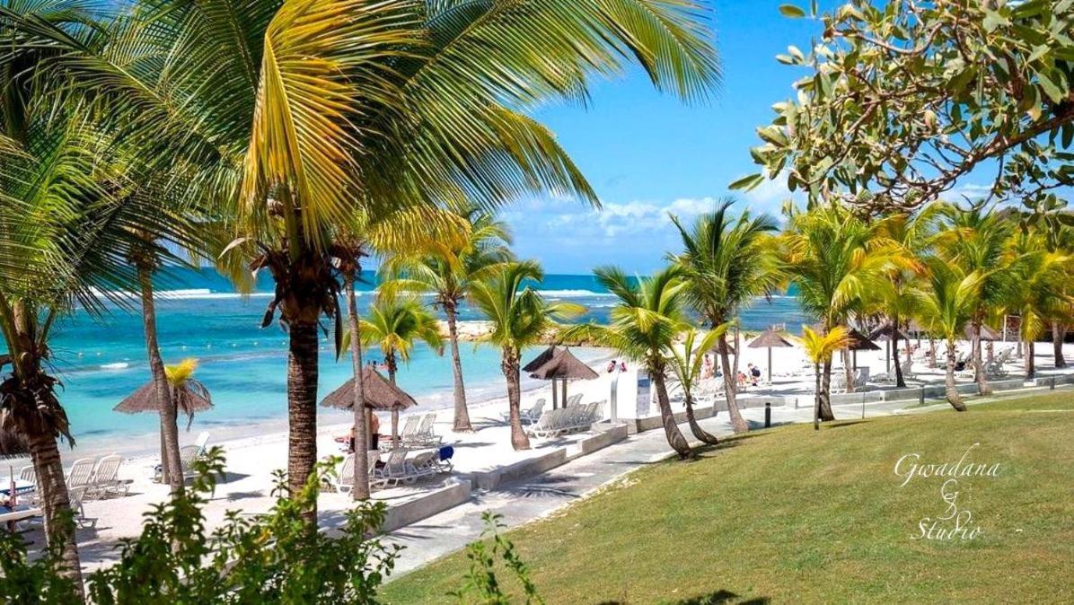 Acces Direct Plage, Vue Mer D'Exception, Les Gwada Studios, Village Vacances サンタンヌ エクステリア 写真