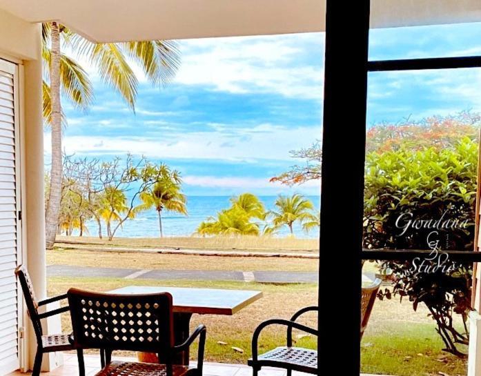 Acces Direct Plage, Vue Mer D'Exception, Les Gwada Studios, Village Vacances サンタンヌ エクステリア 写真